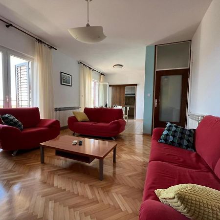 פודסטראנה Apartment Lily מראה חיצוני תמונה