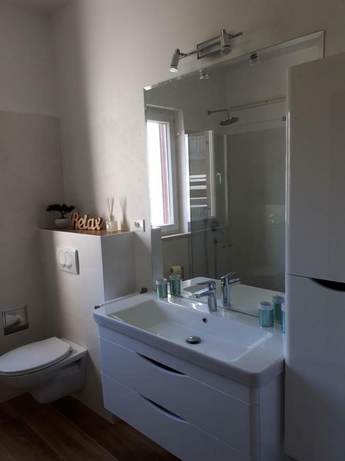פודסטראנה Apartment Lily מראה חיצוני תמונה