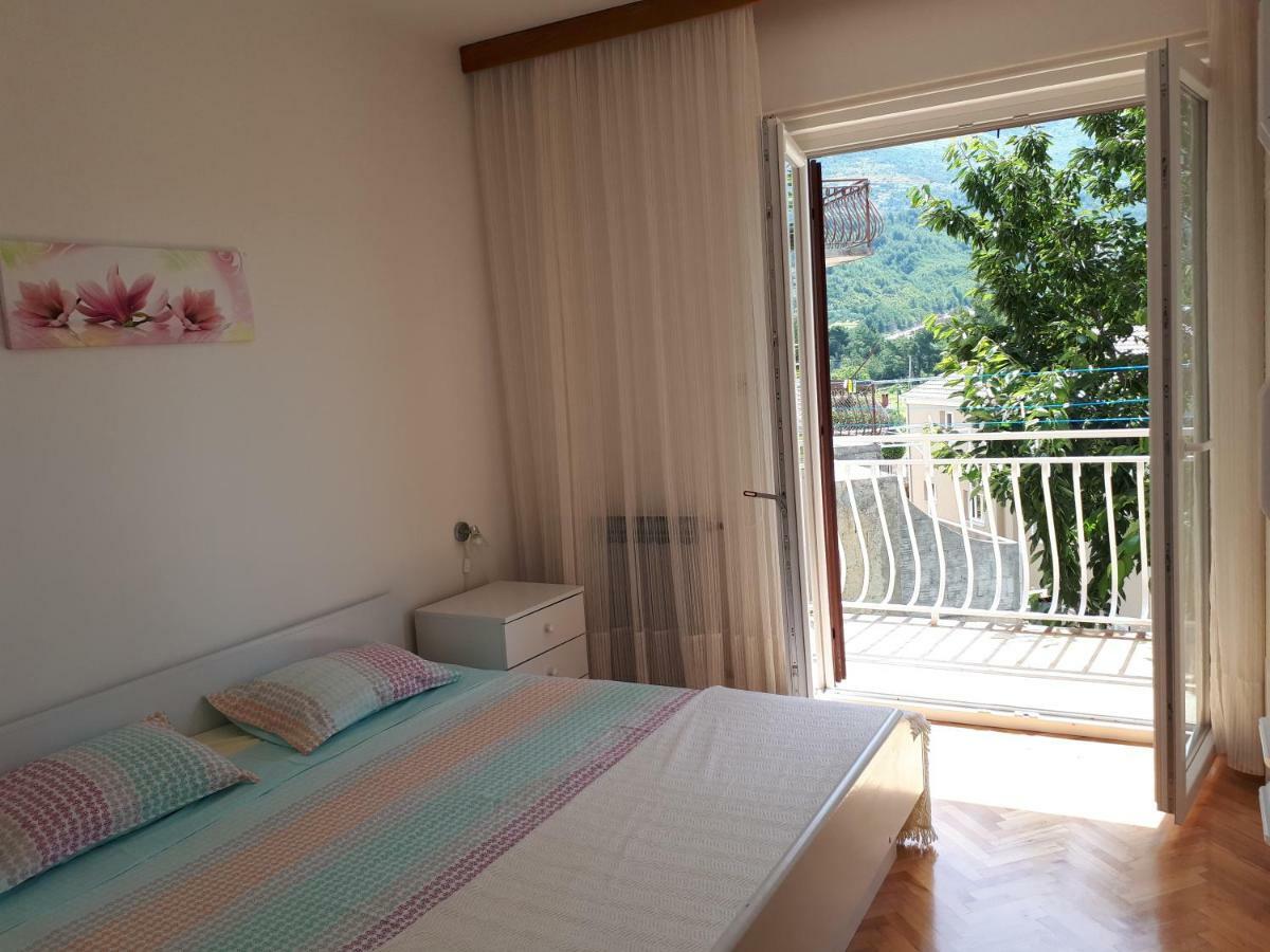 פודסטראנה Apartment Lily מראה חיצוני תמונה